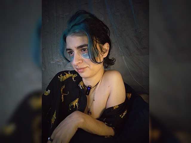 CyberSiren live cam on BongaCams