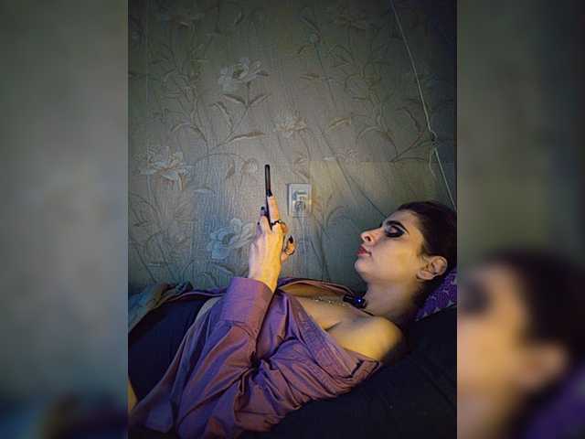 CyberSiren live cam on BongaCams