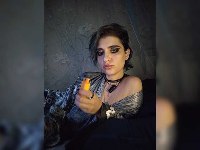 CyberSiren live webcam show