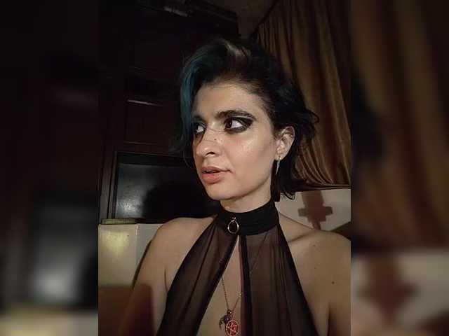 CyberSiren live cam on BongaCams