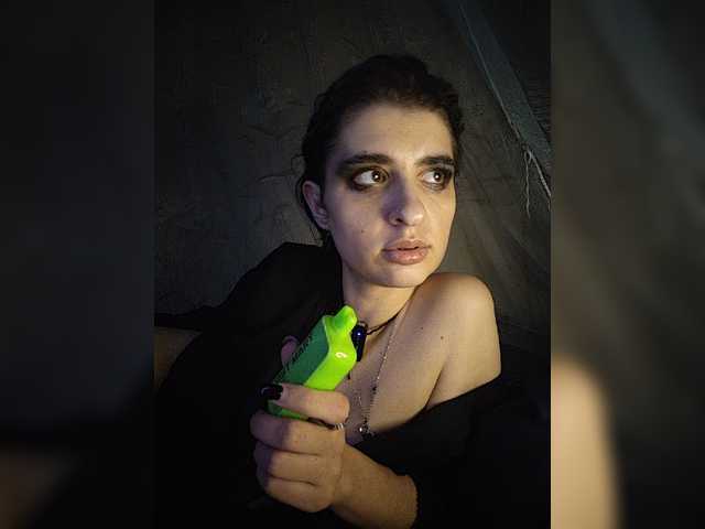 CyberSiren live cam on BongaCams