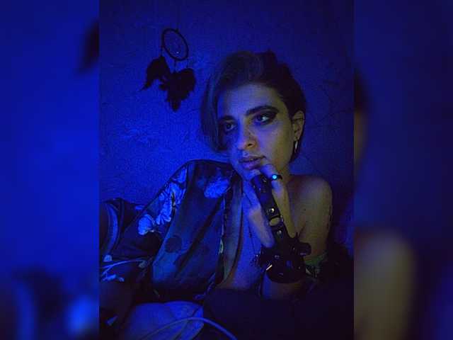 CyberSiren live cam on BongaCams