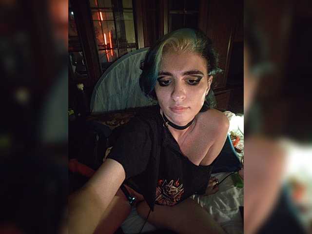CyberSiren live cam on BongaCams
