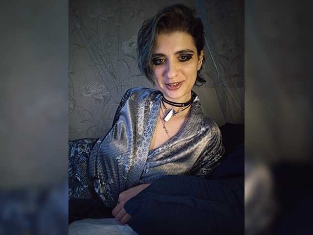 CyberSiren live webcam show