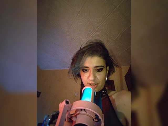CyberSiren live cam on BongaCams