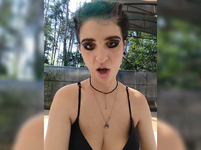 UntouchableSquirtWitch