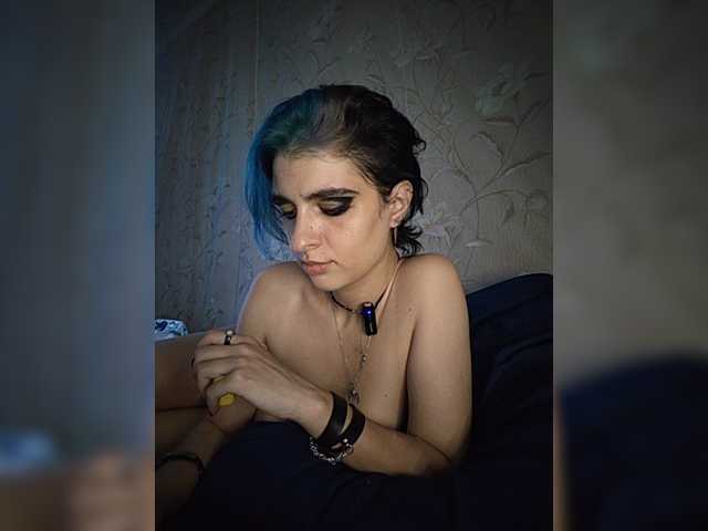 CyberSiren live cam on BongaCams