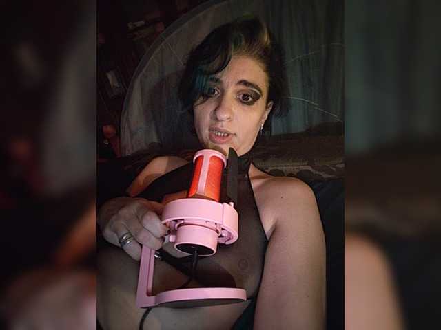 Live трансляция CrazySquirtSiren - slutnetki.online