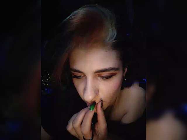 CrazySquirtSiren live cam preview