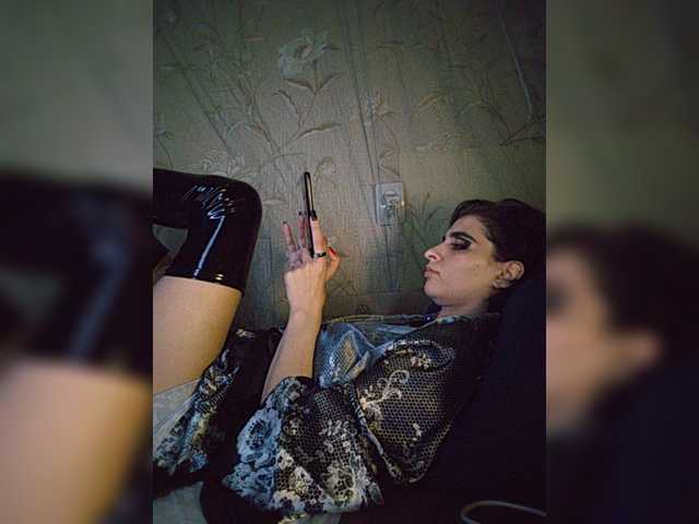 CyberSiren live cam on BongaCams