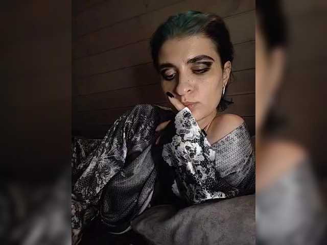 CyberSiren live cam on BongaCams