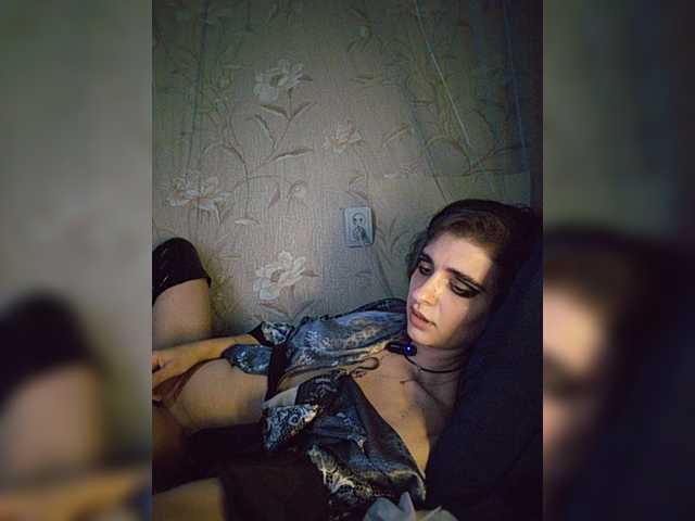 CyberSquirtCuckQueen