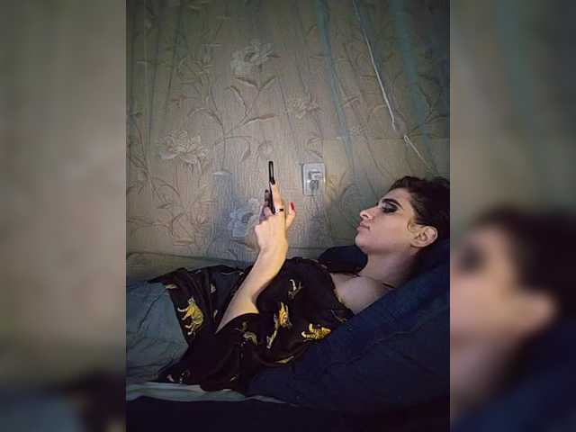 CyberSiren live webcam show