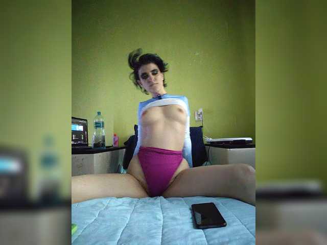 CyberSiren live cam