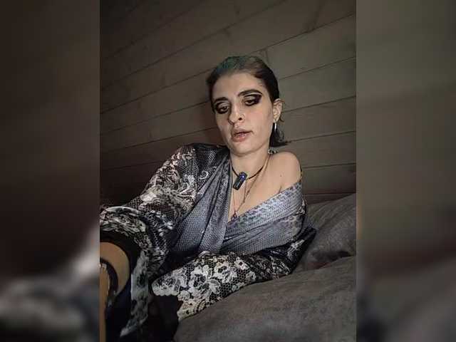 CyberSiren live cam on BongaCams