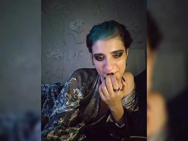 CyberSiren live cam on BongaCams