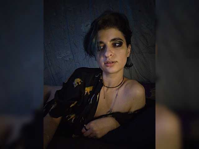 CyberSiren live cam on BongaCams