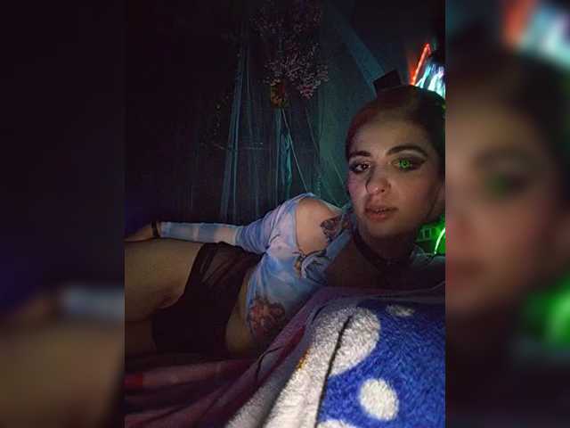 Siren_BrattyQueen