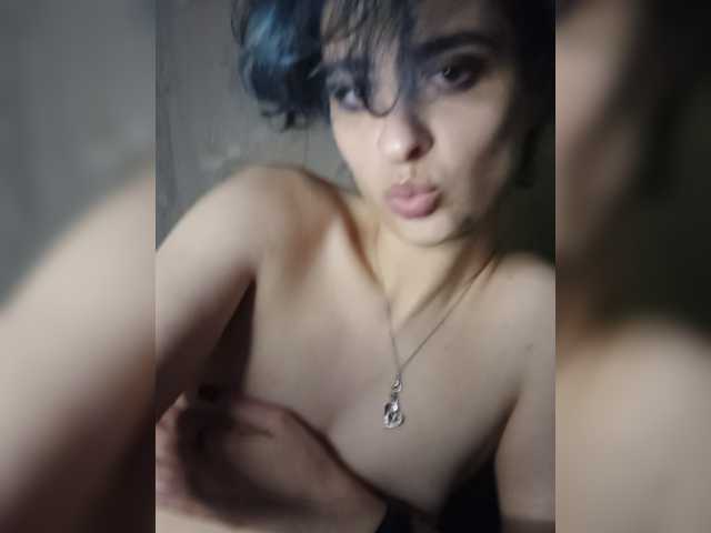 CyberSiren live cam on BongaCams
