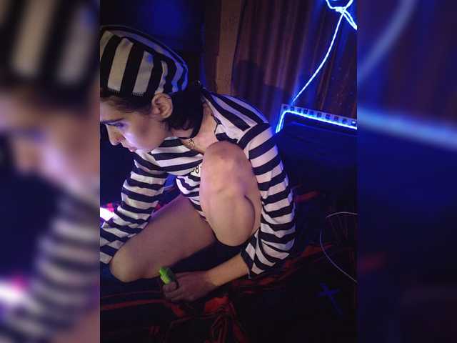 CrazySquirtSiren live cam preview