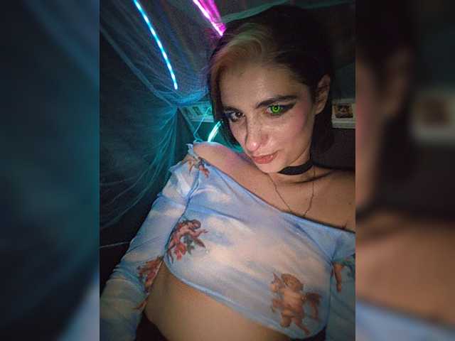 Siren_BrattyQueen