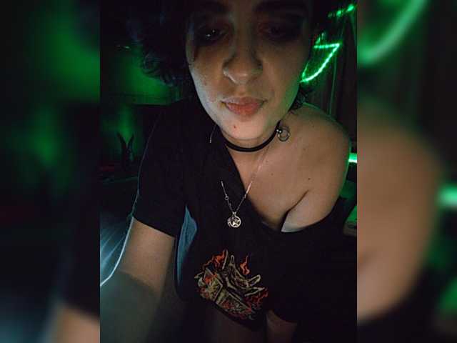 CyberSiren live cam on BongaCams