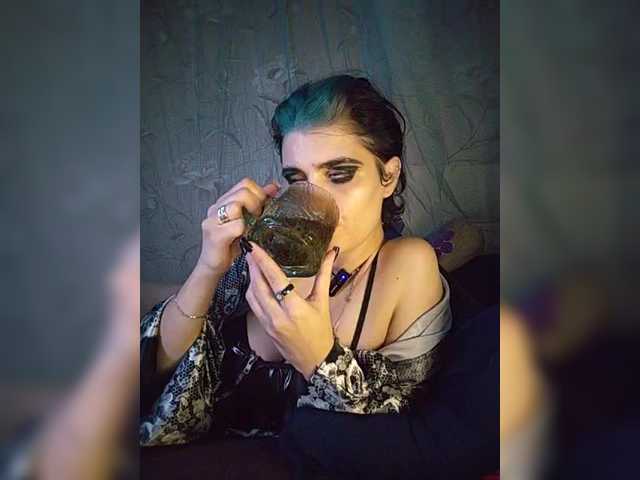 CyberSiren live cam on BongaCams