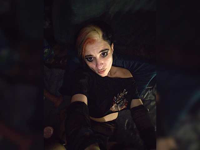 CrazySquirtSiren live cam preview
