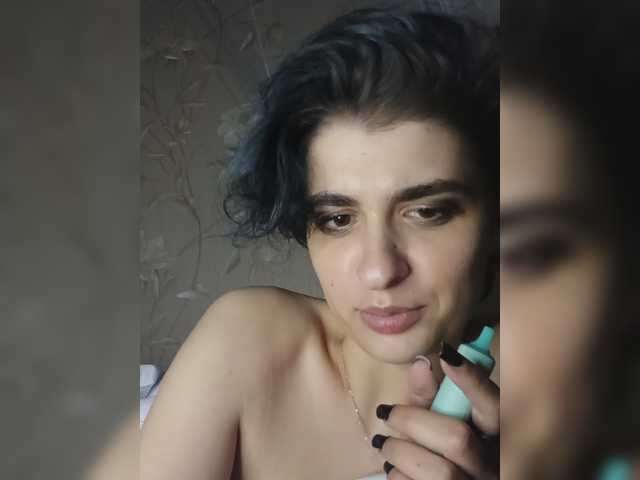 CyberSiren Live Cam on BongaCams