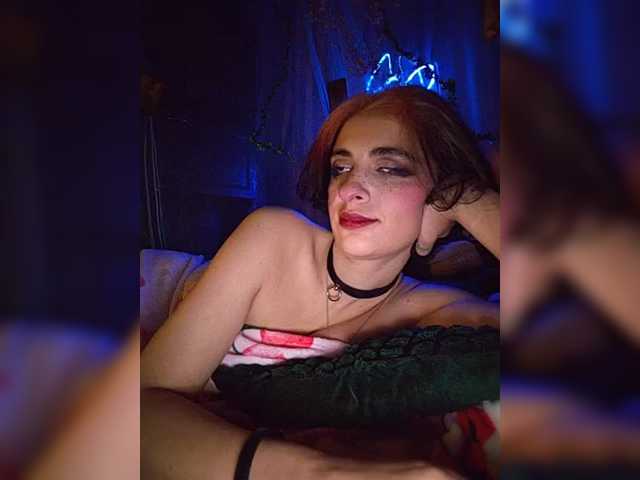 Siren_BrattyQueen live cam on BongaCams