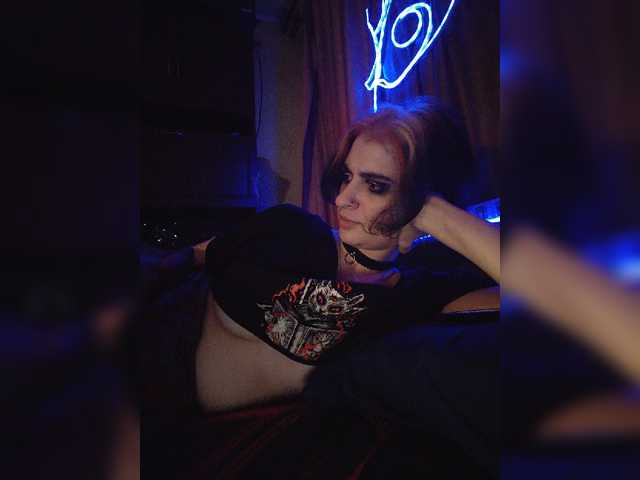 CyberSiren live cam on BongaCams