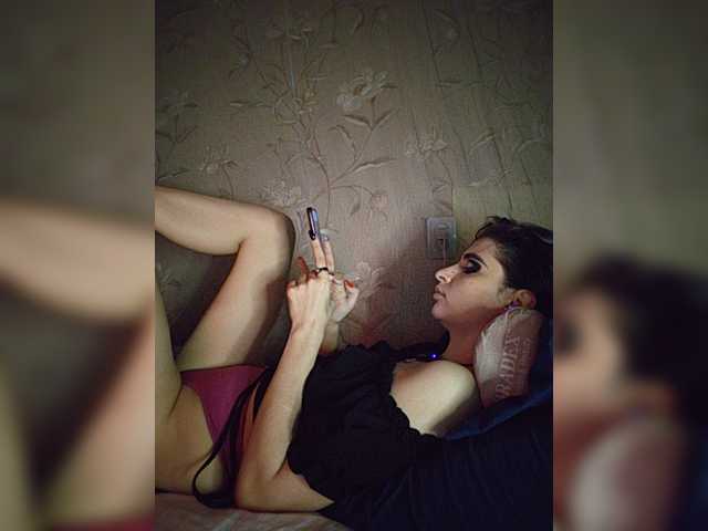 CyberSiren live cam on BongaCams