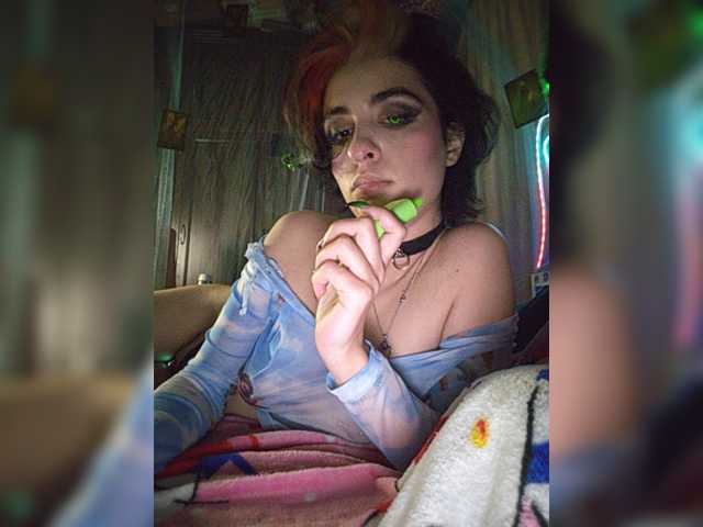 Siren_BrattyQueen