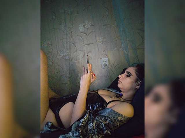 CyberSiren live cam on BongaCams