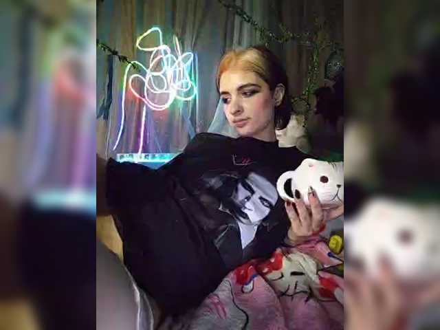 Siren_BrattyQueen