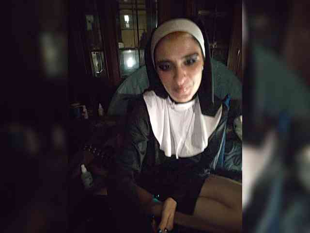 CrazySquirtSiren webcam