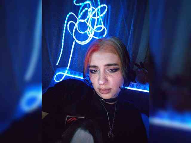 Модель: Siren_BrattyQueen