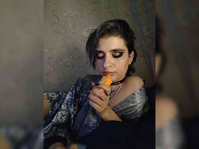 CyberSquirtCuckQueen webcam
