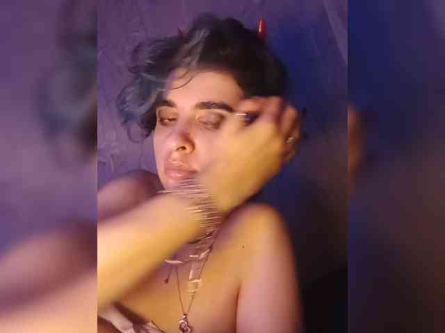 CyberSquirtSiren webcam