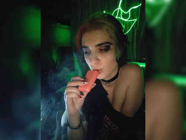 CrazySquirtSiren webcam