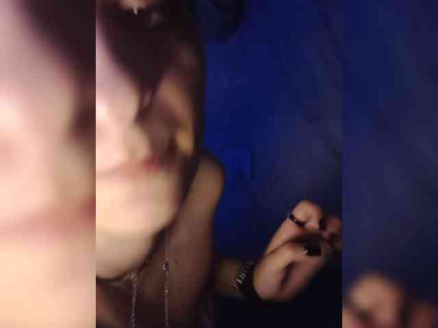 CyberSquirtSiren webcam