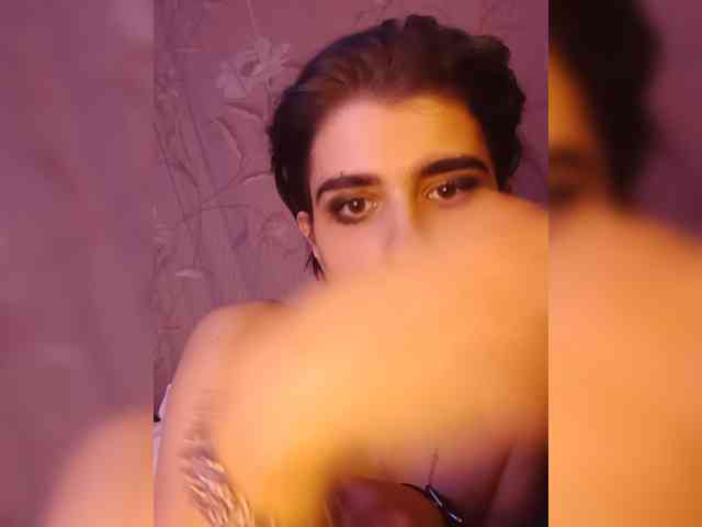 CyberSquirtSiren webcam