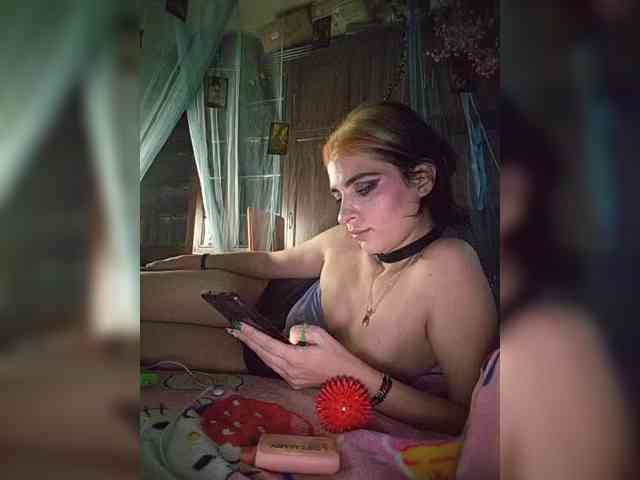 siren_brattyqueen's live room
