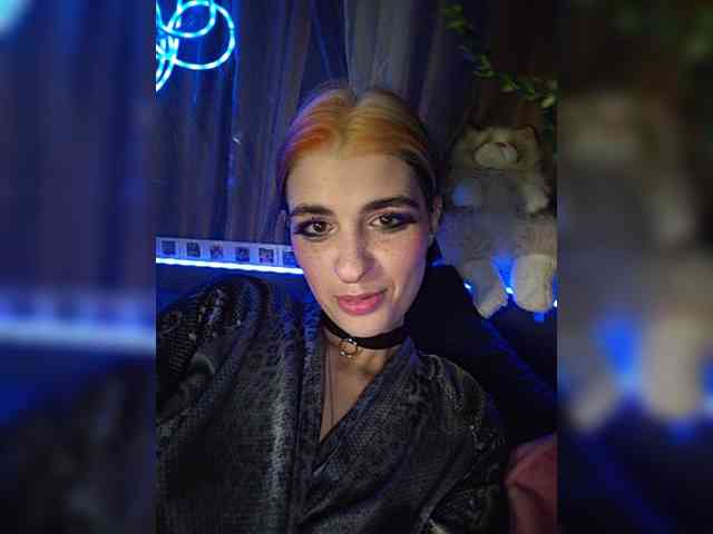 Siren_BrattyQueen