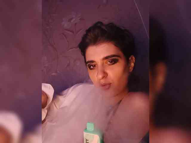 CyberSquirtSiren webcam