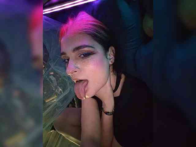 Siren_BrattyQueen
