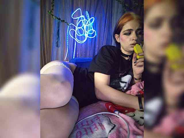 Siren_BrattyQueen