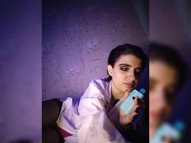 CyberSquirtSiren webcam