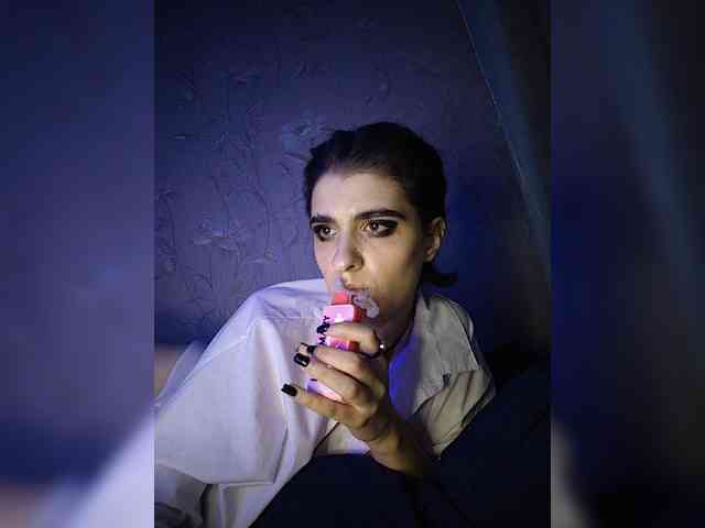 CyberSquirtSiren webcam
