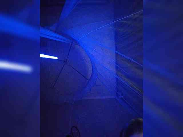 UntouchableSquirtWitch webcam